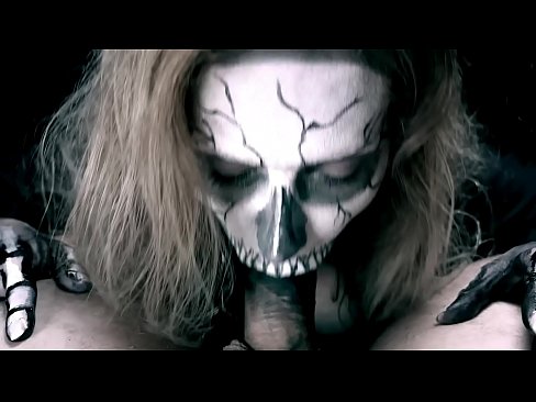 ❤️ Demoniška mergina čiulpia varpą savo juoda burna ir ryja spermą. ❤ Porno prie lt.taxiporec.top ❌